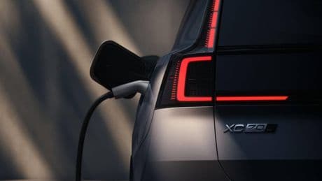 Nuova Volvo XC70, arriva l’ibrida plug-in con autonomia estesa