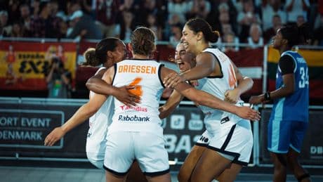 Superieure Nederlandse 3x3-vrouwen laten met Europese titel beroemde mannen in de schaduw staan