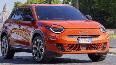 Fiat 600e im Test: Kult-Kleinwagen zum Elektro-SUV aufgeblasen