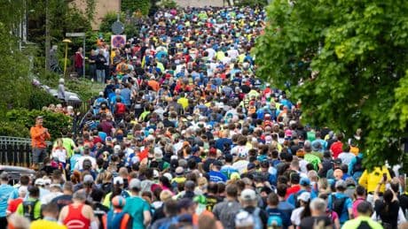 Breitensport: Zigtausende Laufbegeisterte auf Thüringer Rennsteig
