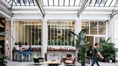 Formations numériques : l’IA s’invite dans un secteur déjà sous tension