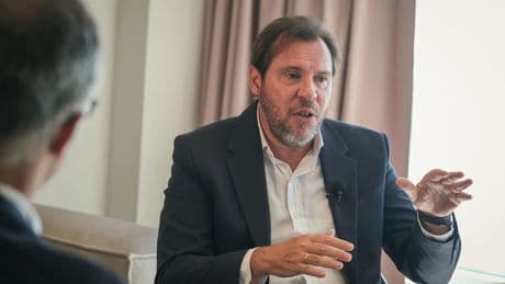 Puente responde a las críticas al tren: "Un sistema en caos no crece dos dígitos al año"