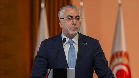 Bakan Işıkhan: Memur zammında Hakem Kurulu'nun kararına saygı göstereceğiz