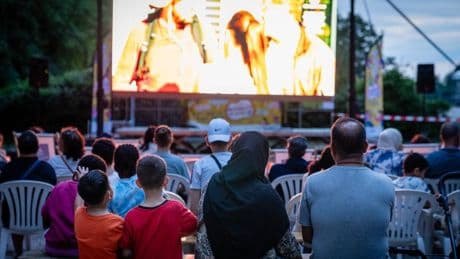 L'islam radicale "oscura" il film su Barbie. La Francia passa da "Sottomessa" a suicida