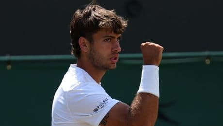 <p>Cobolli da sogno, Wimbledon continua: fuori Cilic, chi sfida ai quarti di finale</p>