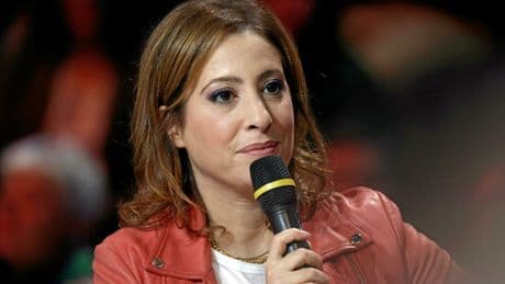 Pourquoi France Télévisions a proposé 25 000 euros de salaire à Léa Salamé