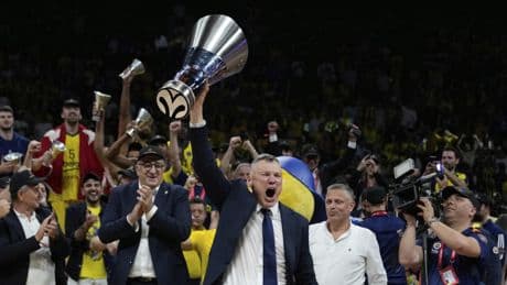 Jasikevicius: "A veces no se ha sido justo conmigo, tenía mucha presión en mis hombros"