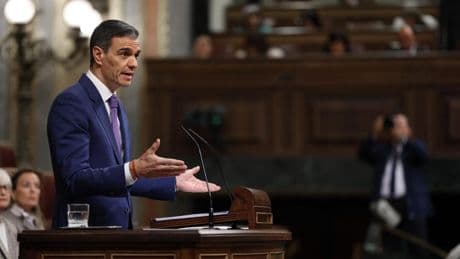 Sánchez confronta el interés público con el privado en su pulso con el PP