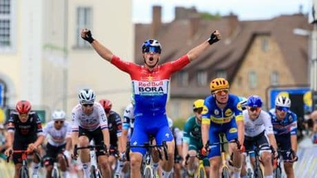 Deutschlandtour der Radprofis: Sprintsieger Danny van Poppel wird zurückgestuft – auch Tadej Pogačar übt Kritik
