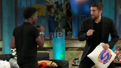 Un púgil cumple su promesa y pega un puñetazo a David Broncano: &quot;No te pases&quot;