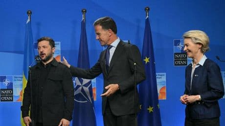 Ukraine-Krieg: Nur zum geselligen Galadinner geladen – Selenskyj wird beim Nato-Gipfel zur Randfigur
