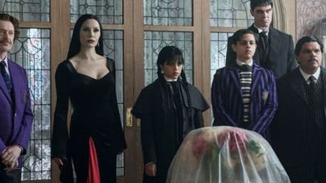 »Wednesday« auf Netflix: Einzigartige Familiendynamik
