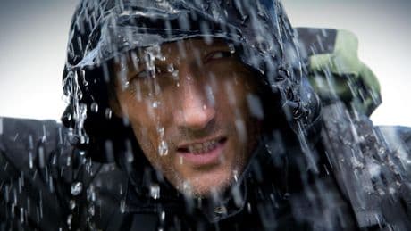 Schnäppchen: Perfekt für unterwegs: Regenjacke von Columbia mit Mega-Rabatt bei Amazon