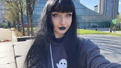 „Ich hoffe, du stirbt so wie dein Kind“ - Influencerin wird nach Fehlgeburt bedroht