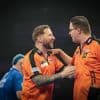 Gian van Veen en Danny Noppert naar kwartfinale na het slopen van Schotse wereldkampioenen: ‘Nooit verwacht’