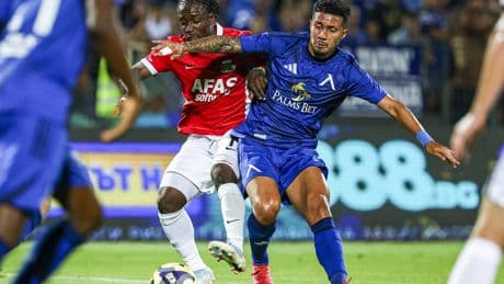 LIVE play-offs Conference League: AZ loopt in paar minuten weg van Levski Sofia