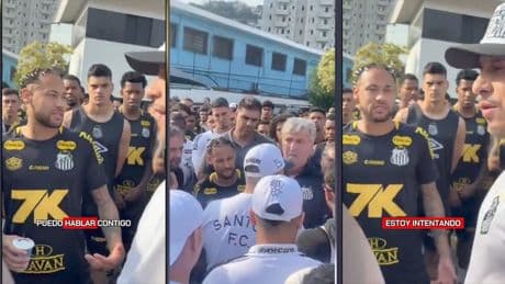 Los barras de Santos acuden al entrenamiento y abordan a Neymar, que tiene que dar la cara