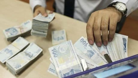 Gökan Zeybek: 'Batık krediler son sekiz haftada 51,9 milyar lira daha arttı'