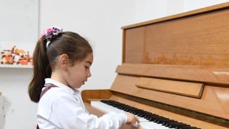 Yetenek sınavıyla öğrenci alan ilkokul ve ortaokullara başvuru kılavuzu yayımlandı