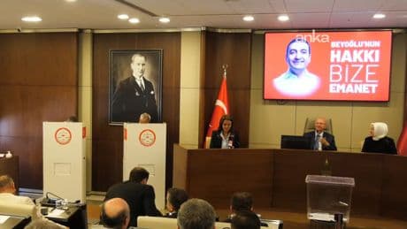 Beyoğlu Belediyesinde başkan vekili seçiminde tartışma