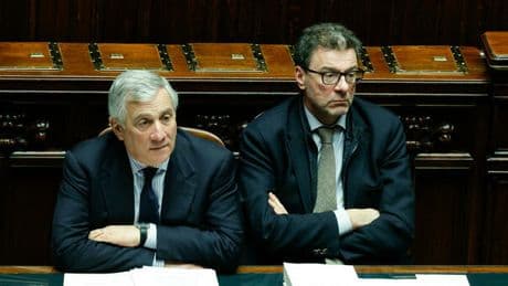 Giorgetti: «Allineati sul golden power». Tajani chiede prudenza sulla Russia