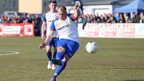 Mit dem Dorf-Verein - Rekord-Knipser will in den DFB-Pokal