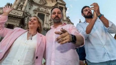 La fiscal pide a la Guardia Civil que aclare si Vox acordó con streamers promover en redes el odio racista en Torre Pacheco