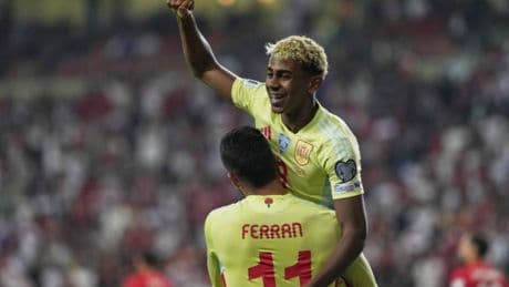 &quot;Argentina o La Roja, ¿quién es la gran favorita?&quot;