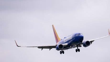 Zwischenfall in Kalifornien: Zwei Verletzte nach rasantem Ausweichmanöver von Passagierflugzeug