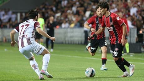 Süper Lig'e yükselen son takım belli oldu