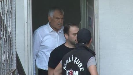 Karalar tutuklandı Tutdere’ye ev hapsi
