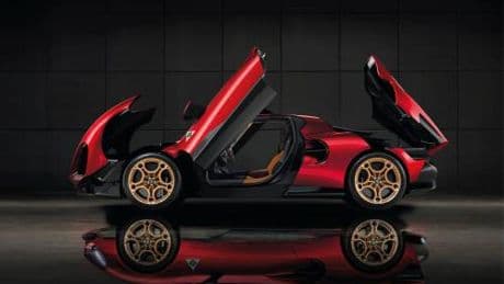 Alfa Romeo celebra la 33 Stradale con un libro da collezione che racconta un sogno italiano