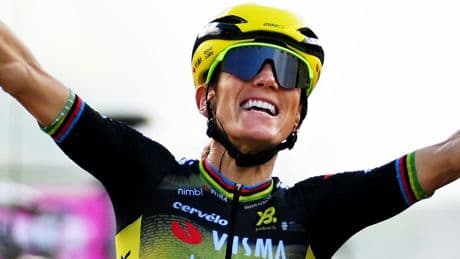 Ferrand-Prévot grijpt macht in koninginnenrit Tour Femmes, Vollering op grote achterstand