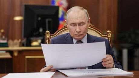 La OTAN está "de facto" en guerra con Rusia, dice el Kremlin