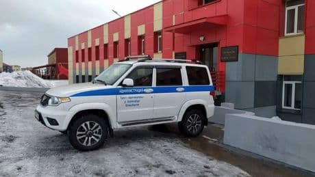 „Russisches Polizeiauto“ fährt plötzlich durch Norwegen – Behörden machtlos