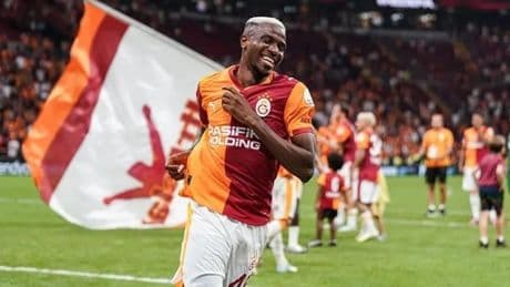 Osimhen Almanya’ya gidiyor