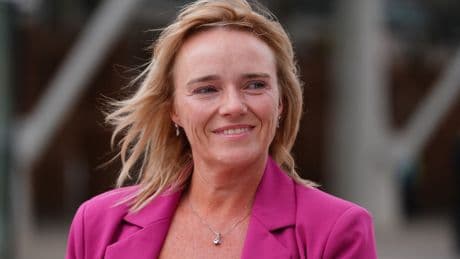 Dispute between nurse and transgender doctor posed 'no risk to patients'