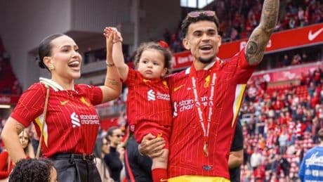 Posible mensaje de despedida de la mujer de Luis Díaz a la afición del Liverpool