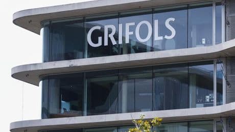 Grifols dispara su beneficio un 179% en el primer trimestre y mejora su caja en más de 200 millones