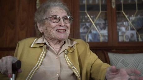 Argentine : décès de Rosa Roisinblit, emblématique Grand-Mère de la place de Mai, à l’âge de 106 ans