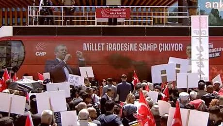 Van’da Millet İradesine Saygı mitingi