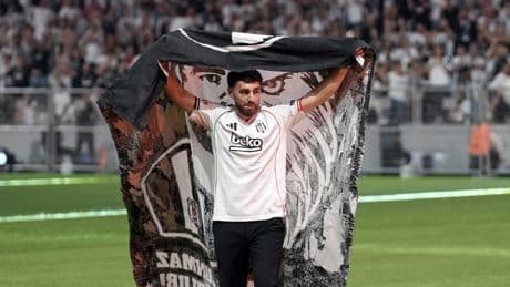 Beşiktaş'tan Orkun Kökçü'lü paylaşım!