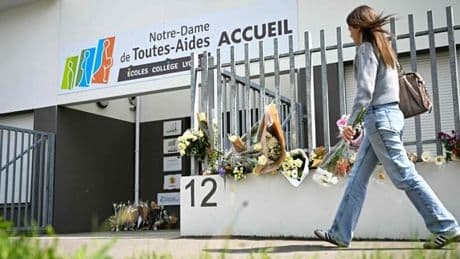 Attaque au couteau à Nantes : « aucun mobile » ne peut être évoqué « de manière certaine », affirme le procureur, qui évoque la « personnalité complexe » du suspect