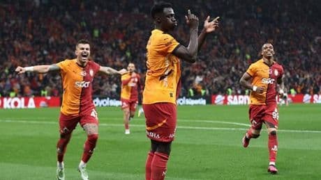 Galatasaray'da şampiyonluk yolunda savunma etkisi
