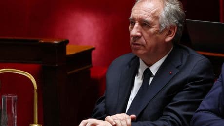 Un «scrutin du pluralisme» : François Bayrou défend la proportionnelle