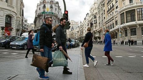 La morosidad bancaria cae por debajo del 3% por primera vez desde octubre del 2008