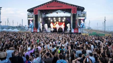 ¿Música en directo o a las 10 en casa haciendo scroll’?