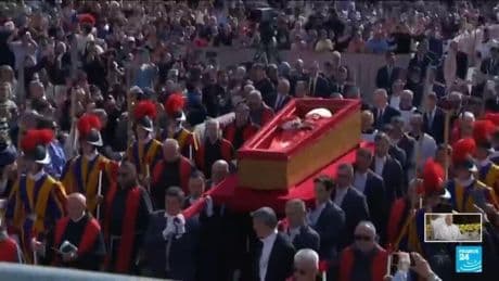 Pope Francis lies in state as St. Peter’s Basilica opens to public