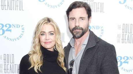 Nach Denise Richards' Gewaltvorwürfen: Das sagt Noch-Ehemann Aaron Phypers