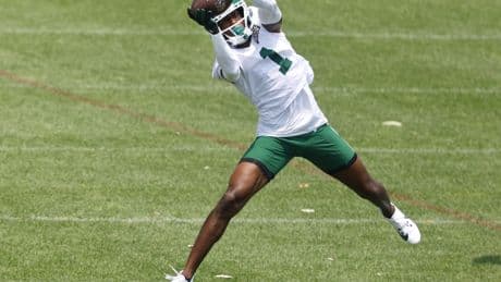 Jets give historic $120.4 million contract to Sauce Gardner a day after Garrett Wilson extension